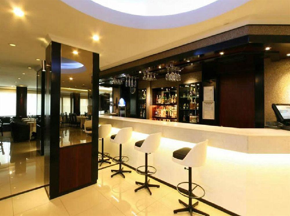 Aksan Hotel Izmir Eksteriør billede