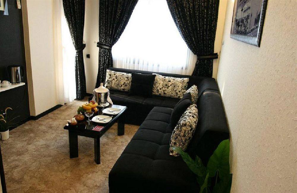 Aksan Hotel Izmir Eksteriør billede