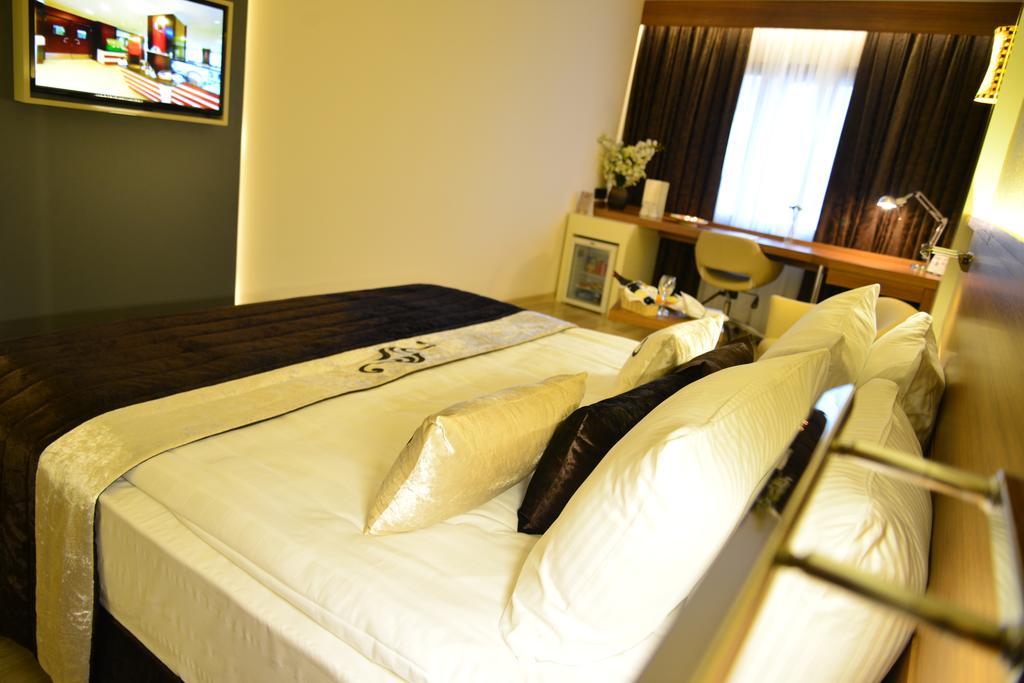 Aksan Hotel Izmir Eksteriør billede