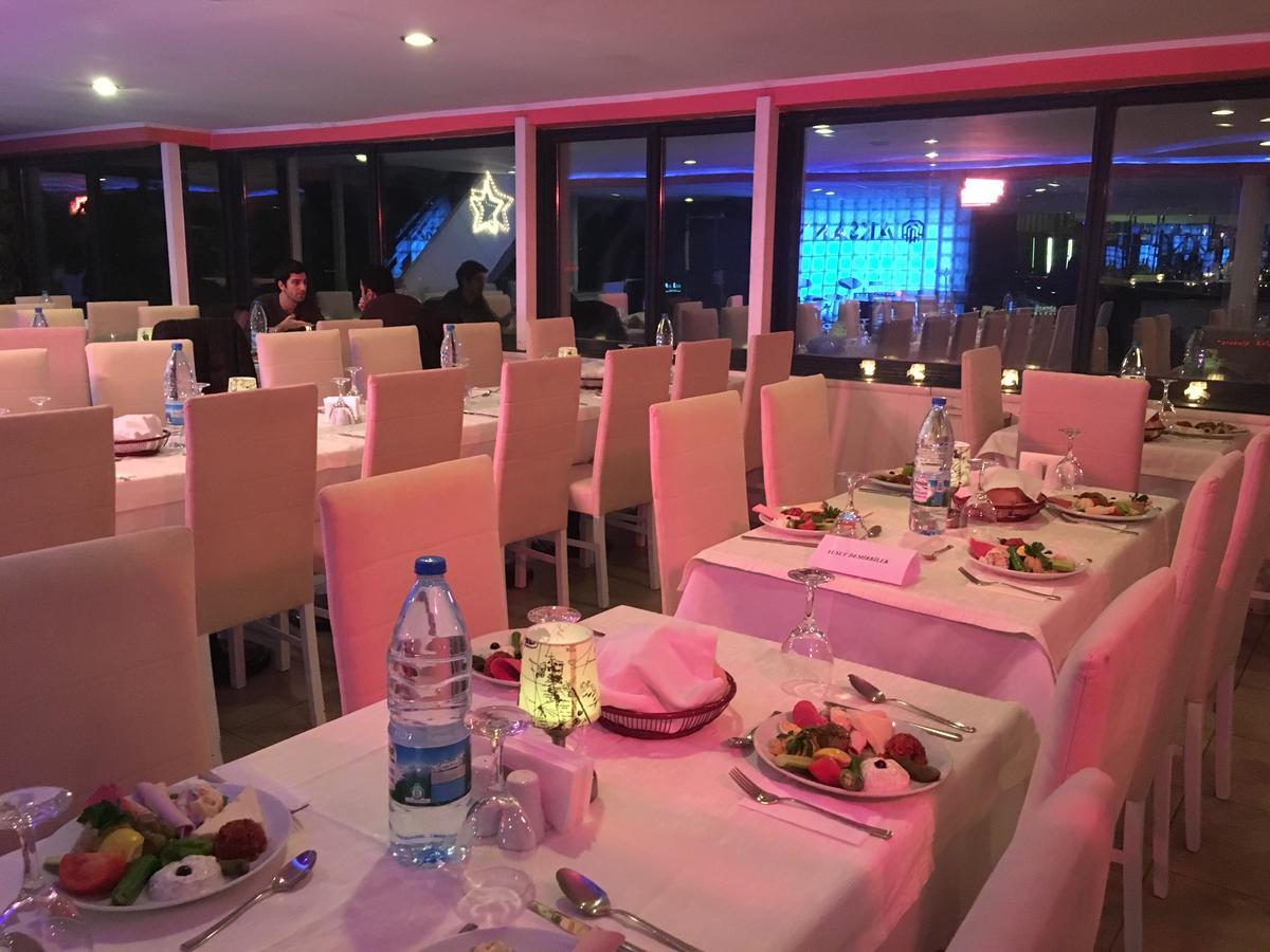 Aksan Hotel Izmir Eksteriør billede